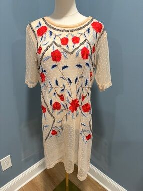 River Island Cream Mesh Tunic with Red & Blue Floral Embroidery Size M